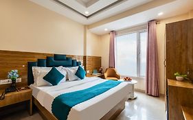 Hotel Guru Preet - Near To New Delhi Railway Station